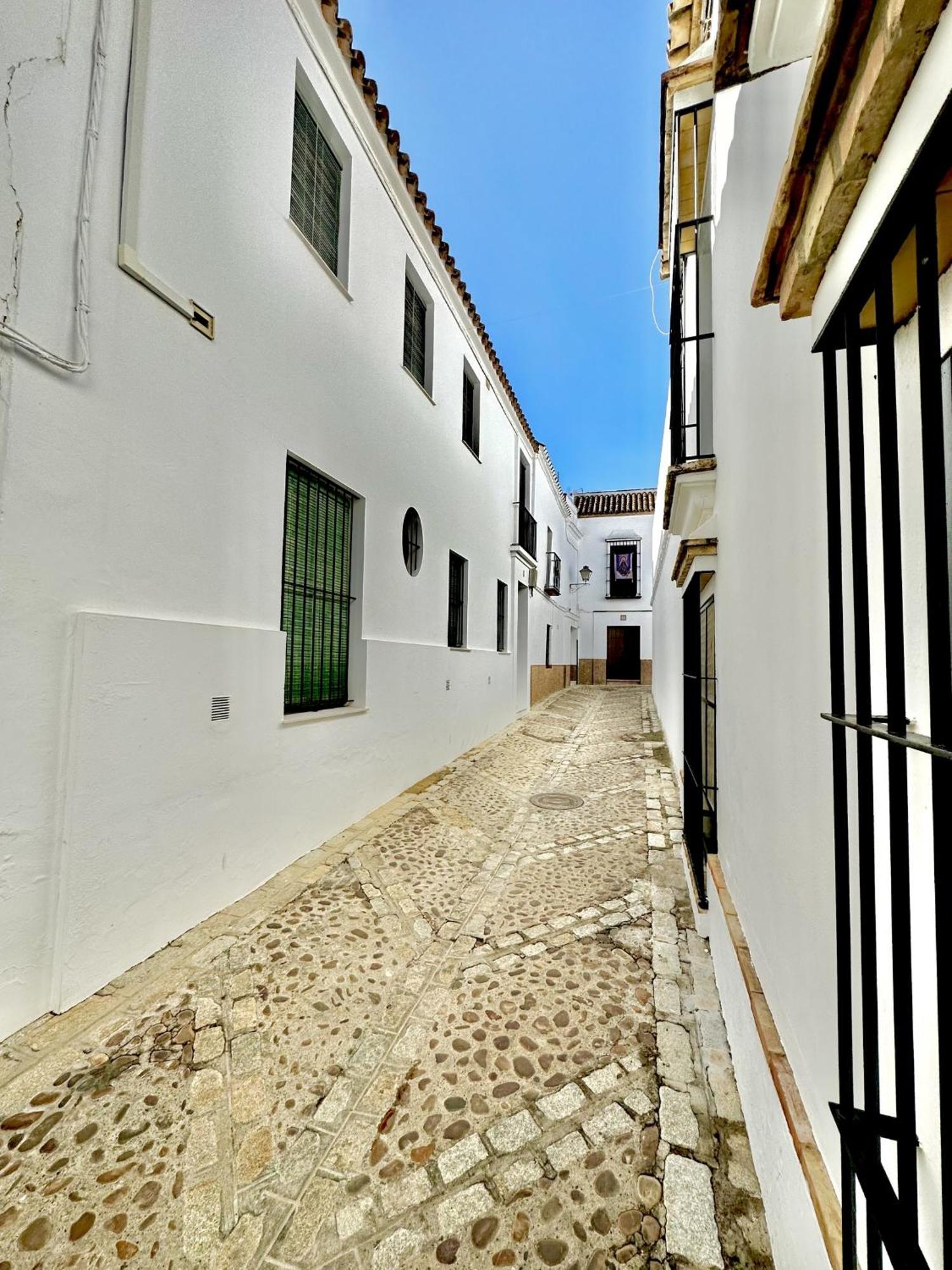 Apartamento Arellano Apartment Carmona  Exterior photo